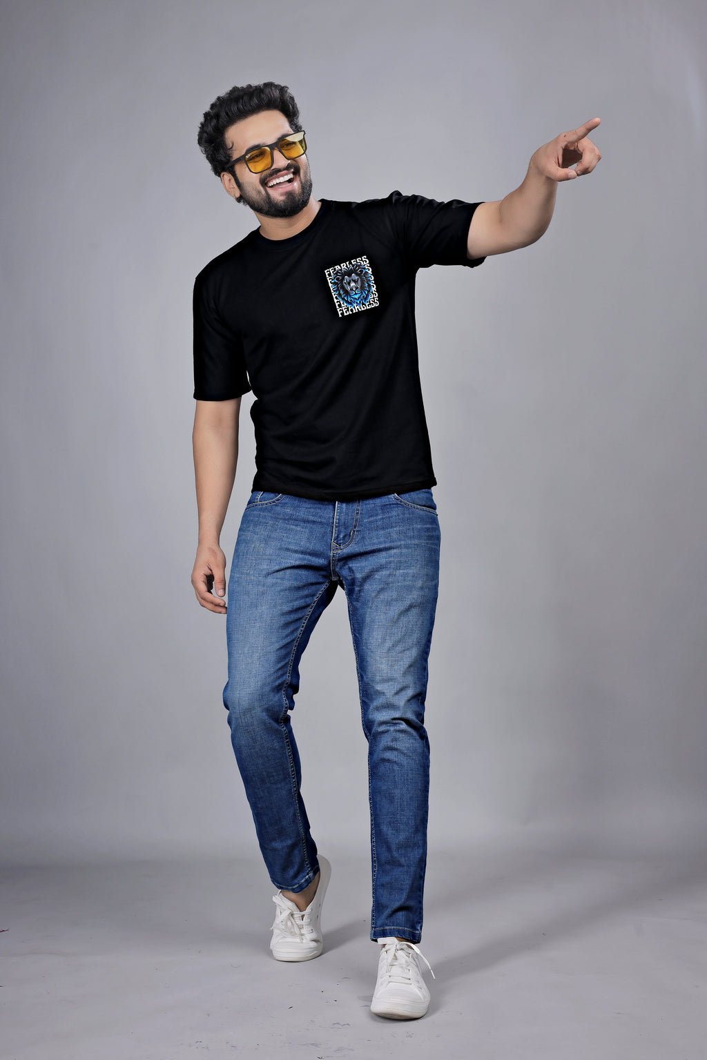 Kalio Black 'FEARLESS Lion' T-Shirt - Men's Regular Fit Motivational Graphic Tee